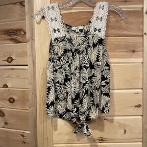 Ya Los Angeles Women's Black and Beige Floral Lace Strap Tank Top Size S